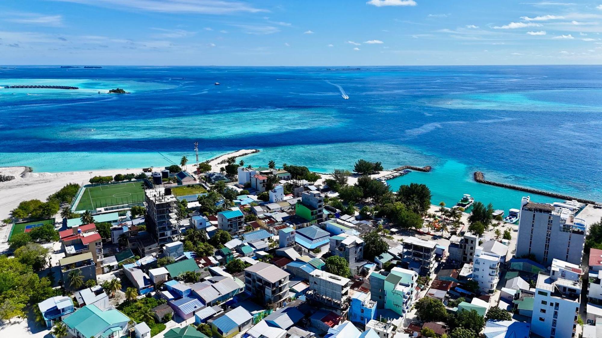 Walk Maldives * Gulhi